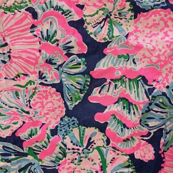 Lilly Pulitzer Shirt Top Small Split Neck Popover Pink Print Smocked Cuff Linen - Picture 4 of 8